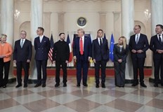 Европа бърза да използва подкрепата на Тръмп за изпращане на