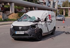 25 годишният мъж е получил охлузвания по крака и гръдния кош