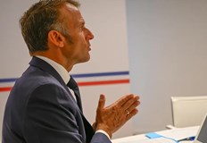 Френският президент категоричен Путин не иска мир докато Тръмп