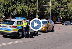 Инцидентът е станал на улица Никола Петков Пътничка в такси