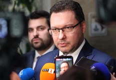 Министърът разпореди преглед на полицейската практика за задържане на шофьориМинистърът