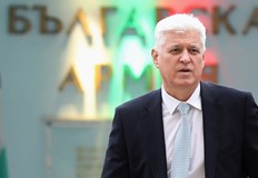 Димитър Стоянов обяснява на Калин Стоянов как работи законът за