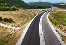 Проверяват напредъка на участъка между пътен възел Боаза и Дерманци Министърът