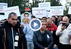 Директорът на ОДМВР пристигна в болница Канев след нахлуване на