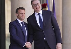Френският президент написа на сръбски за подкрепата си към евроинтеграцията