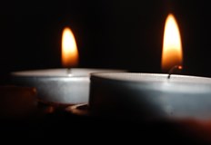 Градът потъна в скръб заради смъртта на двама младежи загубили