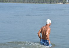 Плувецът ще се бори за 24 часов рекорд от Видин до