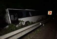 Превозното средство по маршрута Солун София се удари в