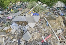 Община Русе започва издирване на нарушителя и подготвя почистване на