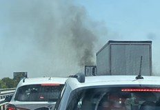 Шофьорите чакат часове в опашка от 5 километра около ПазарджикТрафикът