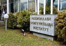 Парадокс Високите заплати не водят до високи пенсииТаванът на пенсиите