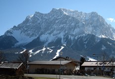 61 годишен мъж живеещ в Испания е паднал по време на