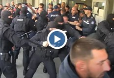 Протест и безредици заради смъртта на родилката в РусеПротестът заради