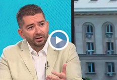 Анализ на спора между Радев и правителството за 4400 обектаПолитолозите