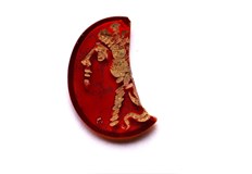 Находката от І ІІІ век вероятно е направена от червено стъкло