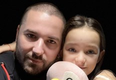 Първата изложба ще бъде с творби на загиналото при катастрофа