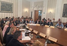 Екоминистърът докладва на комисията че язовирите са 65 пълни въпреки