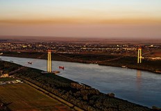 Очакванията са оптимистични и относно изграждането на новото съоръжение между