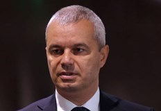 Със свалено политическо доверие са Данаил Раденцов и Захари ДончевМестната