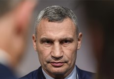 Кметът на Киев подкрепи дипломатическо решение преди срещата Тръмп Путин в