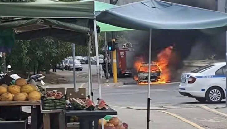 Пожарна пристигна на място, няма информация за пострадали Пожарна пристигна на място, няма информация за пострадали