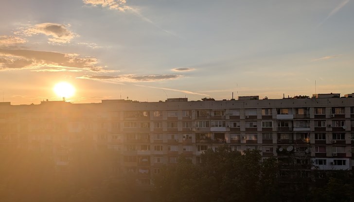 В Русе максималната температура ще достигне 34 градуса при умерен северозападен вятър