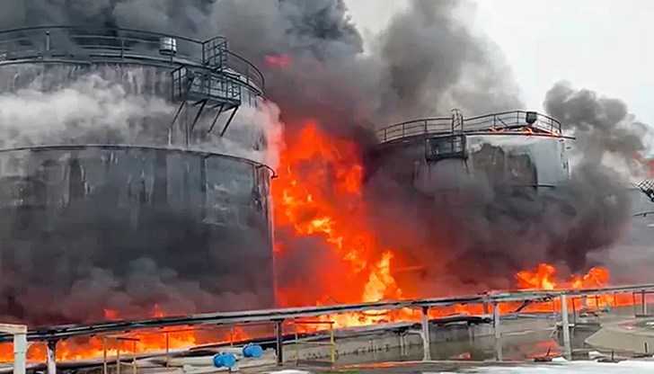 Дронове удариха петролни предприятия в Рязан и Новокуйбишевск в отговор на смъртоносните обстрели на Киев