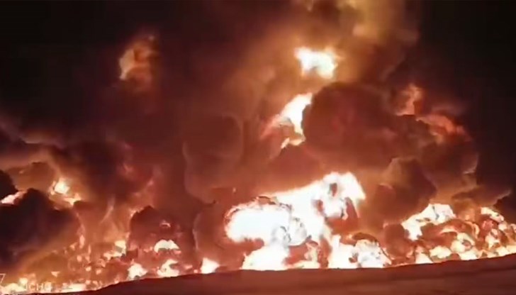 Новошахтинската петролна база е в пламъци след нощна атака