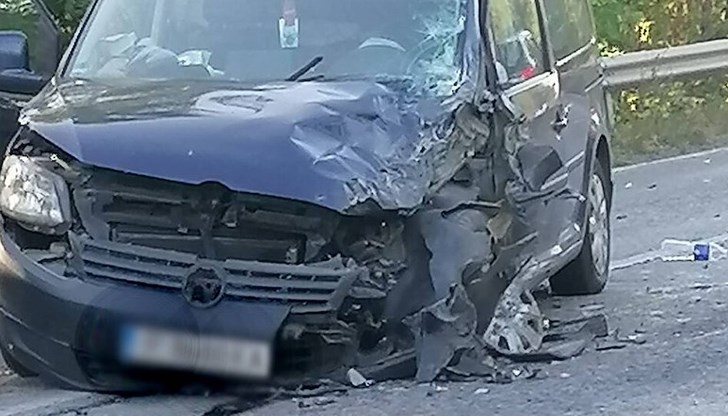 Един човек е пострадал при инцидента между селата Поликраище и Куцина