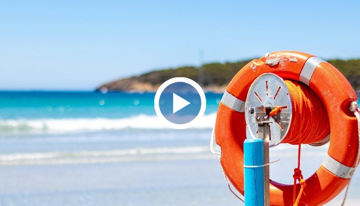 Силните североизточни ветрове през август са причина за множество спасителни операции всеки ден