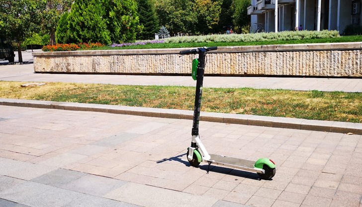 Застраховката ще обезщетява пострадалите от тротинетки Застраховката ще обезщетява пострадалите от тротинетки