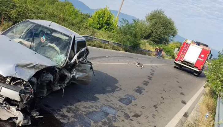 Движението между селата Звъничево и Ковачево е затворено Движението между селата Звъничево и Ковачево е затворено