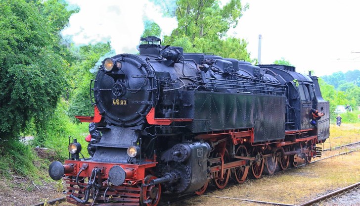 Легендарният локомотив "Баба Меца" ще вози посетители на фестивала в Деня на Съединението Легендарният локомотив "Баба Меца" ще вози посетители на фестивала в Деня на Съединението