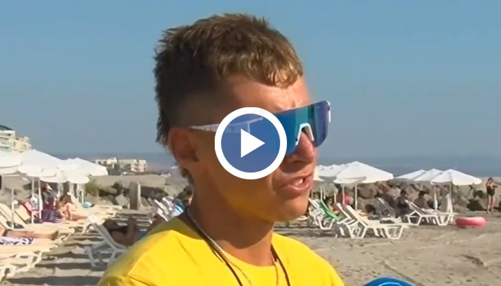 Според свидетели момичетата не можели да плуват