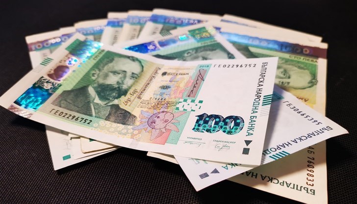 Стажът от 10 години при един работодател осигурява максимално обезщетение