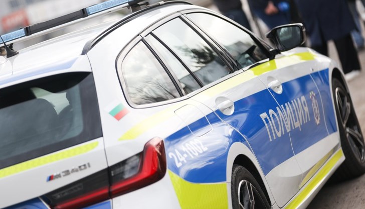 59-годишен мъж се заби с Тойота във Волво, движението се пренасочва