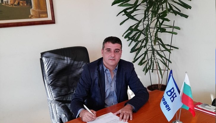 Управителят на ВиК смята, че е по-полезен като инженер и готов да напусне само при решение отгоре Управителят на ВиК смята, че е по-полезен като инженер и готов да напусне само при решение отгоре