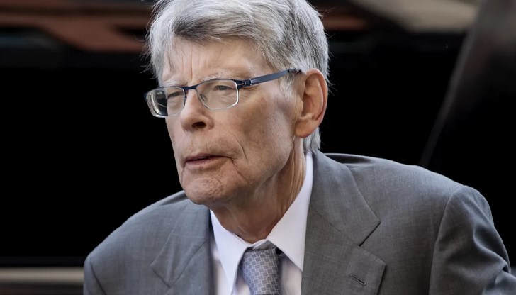 Писателят нарече президентството му "история на ужасите" в ново интервю за The Guardian