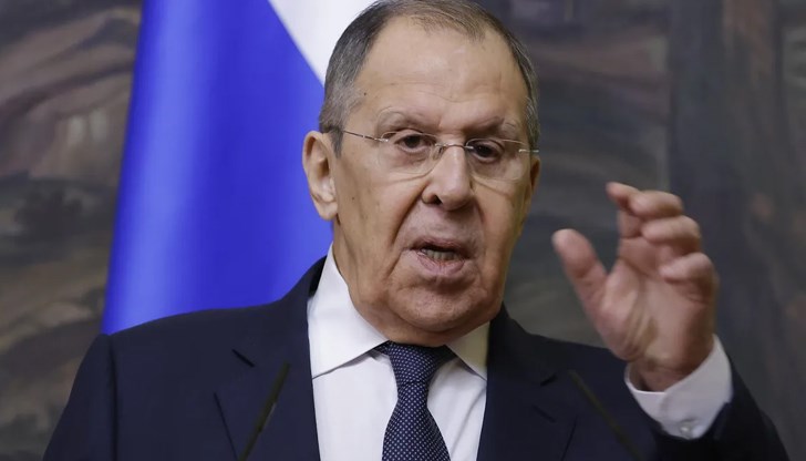 Руският външен министър обвини Зеленски, че "упорства, поставя условия и изисква на всяка цена незабавна среща" с Путин Руският външен министър обвини Зеленски, че "упорства, поставя условия и изисква на всяка цена незабавна среща" с Путин