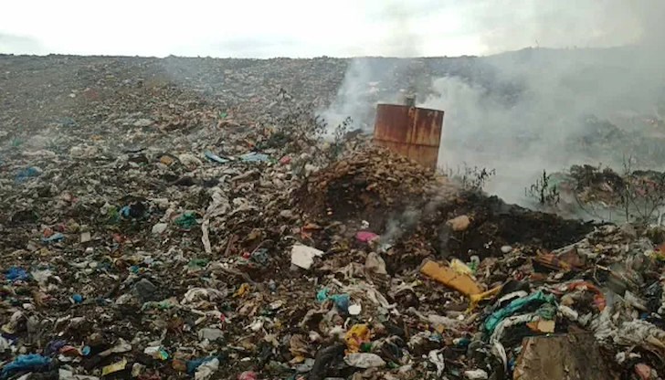 Засегнати са около 500 квадратни метра, няма отчетено замърсяване на въздуха