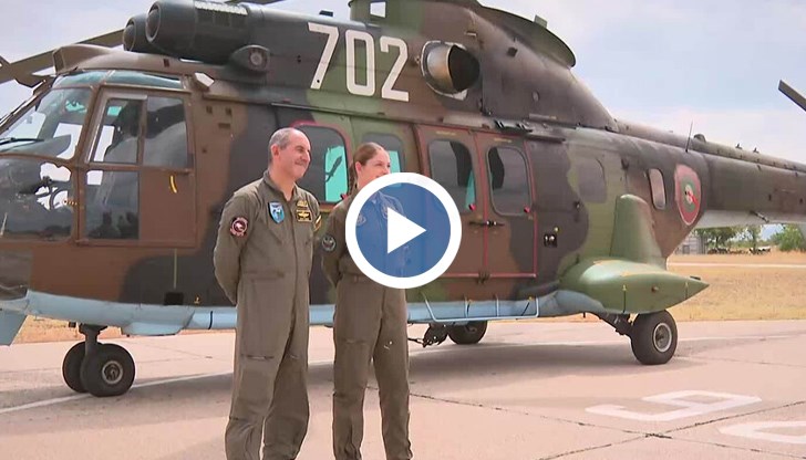 Капитан Селда Ахмедова и капитан Димо Вичев разказват за борбата с пожарите от кабините на военните хеликоптери