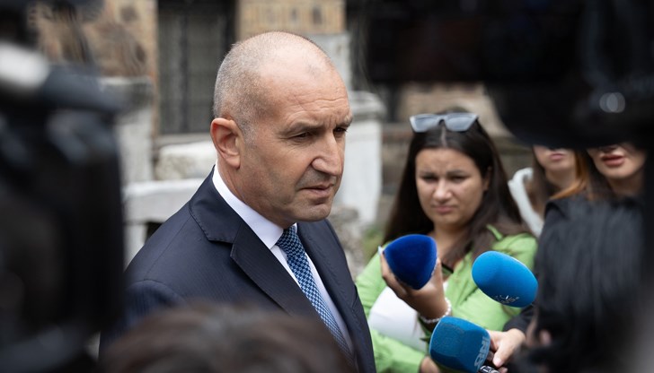 Президентът отрече обвиненията на управляващите, че саботира работата на правителството Президентът отрече обвиненията на управляващите, че саботира работата на правителството