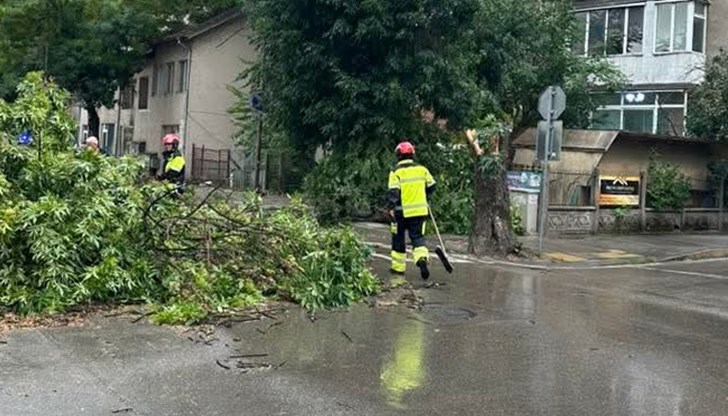 Две момчета се разминаха по чудо с трагедия, няма пострадали при инцидентите