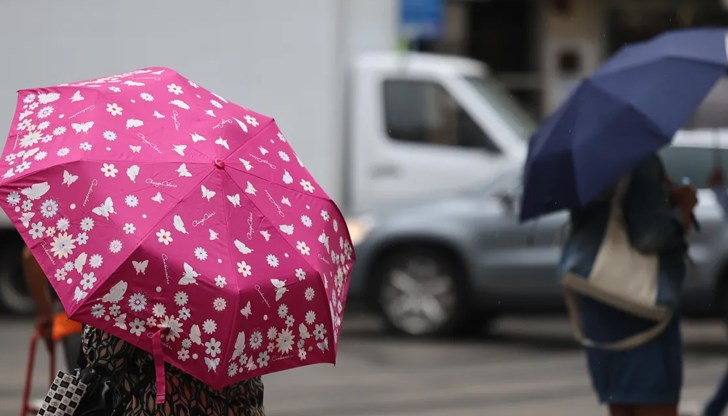 Значителни валежи с гръмотевици в части от страната на 19 август