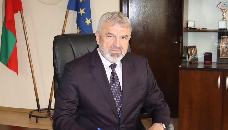 Според областния управител на Русе Общинският съвет няма правомощия за такива забрани Според областния управител на Русе Общинският съвет няма правомощия за такива забрани