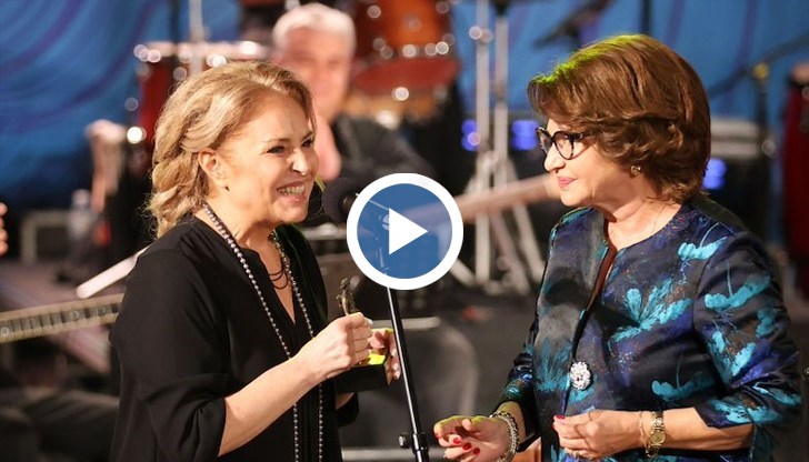 Хилда Казасян получава наградата Аполон Токсофорос за 2025 година