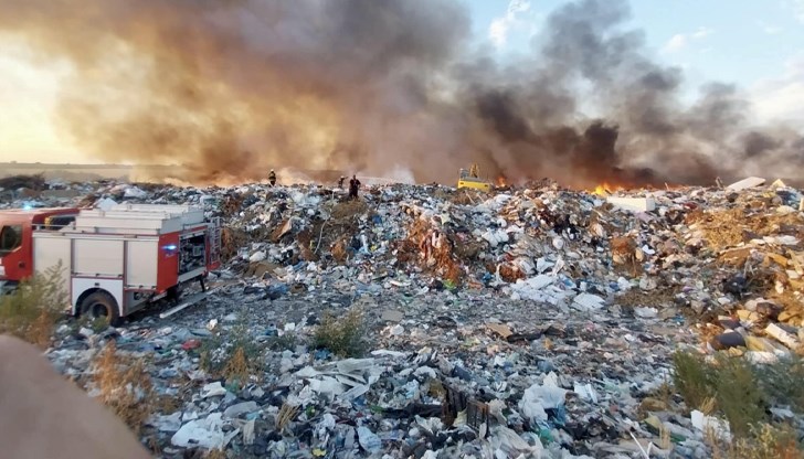 Експертите установиха, че огънят е възникнал в клетка за рекултивация без риск за населението