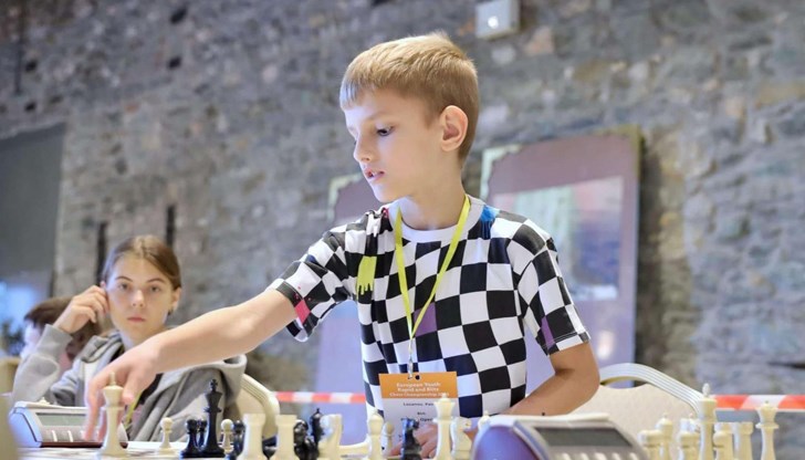 Осемгодишният Павел Лозанов стана европейски шампион по шахматни игри
