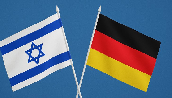 Външният министър Йохан Вадефул заяви, че мярката няма да повлияе на политическите решения на Израел