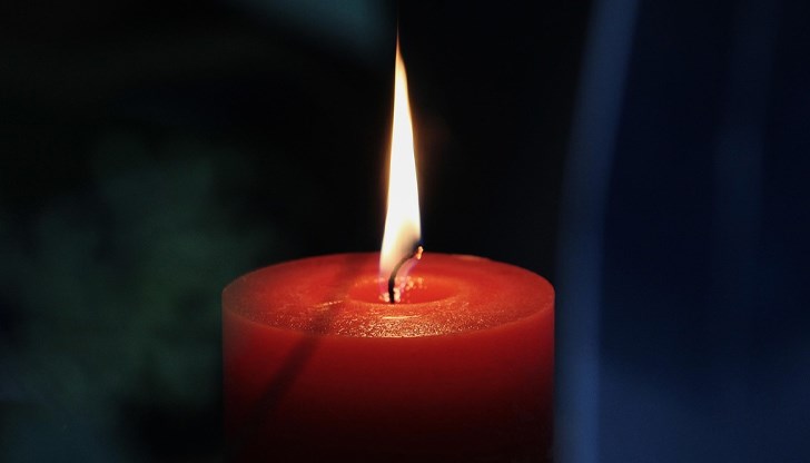 Осемгодишно дете почина при полет с парашут на морето